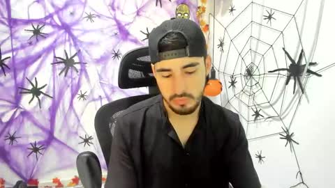 Snapshot of dmitrisanders1 chatting on October 21, 4:43 pm Maybe in pvt online show from October 21, 4:43 pm