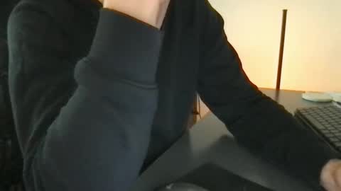 doctor_luv_69 online show from April 27, 2:35 pm