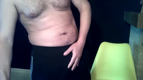 Snapshot of doggydaddi chatting on January 13, 7:11 am Alex online show from January 13, 7:11 am
