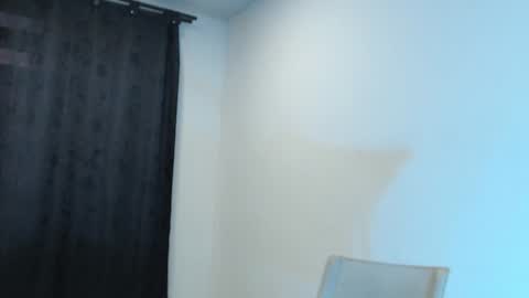 Domimick Crawford online show from December 14, 10:39 pm