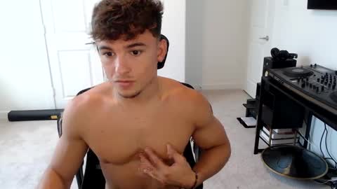 Dom online show from September 29, 6:37 pm