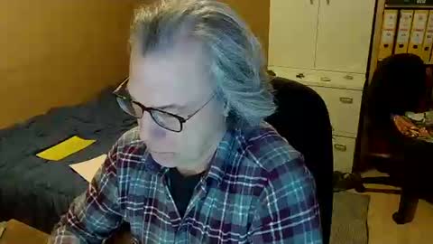 domiande online show from January 7, 10:16 am