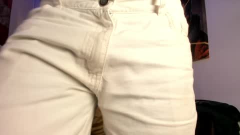 DOMI online show from April 22, 3:24 am