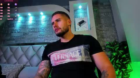 Snapshot of dominic_de_luca chatting on October 2, 2:48 am dominic de luca online show from October 2, 2:48 am