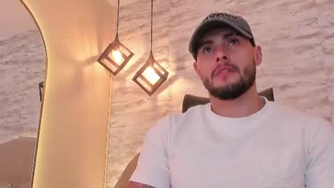 dominic de luca online show from August 3, 7:09 pm