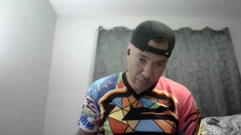 Snapshot of dominicanorico chatting on December 31, 6:05 am luis online show from December 31, 6:05 am
