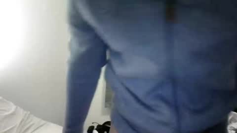 Snapshot of dominicanorico chatting on February 2, 4:37 am luis online show from February 2, 4:37 am