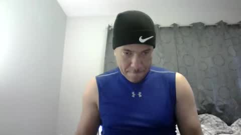 Snapshot of dominicanorico chatting on January 23, 1:41 am luis online show from January 23, 1:41 am