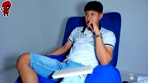  Dominic  online show from June 2, 12:00 am