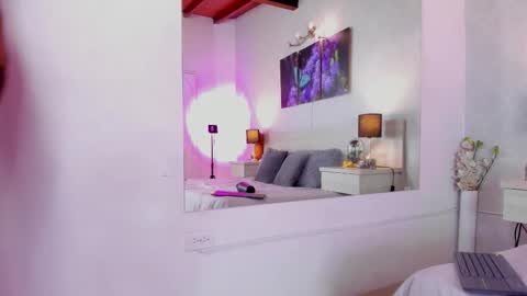 dominickane online show from November 12, 12:33 pm