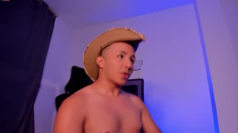 Donat Independent Model online show from April 24, 4:48 am