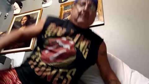 donniewolff66176493 online show from November 11, 11:54 pm