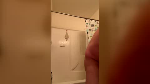 doodlez224472 online show from January 6, 6:45 pm