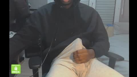 doomdrag3 online show from April 15, 1:33 pm