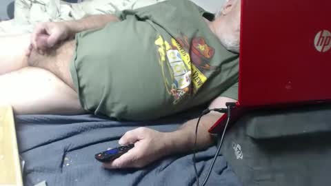 cummingdoouug online show from April 23, 8:33 pm