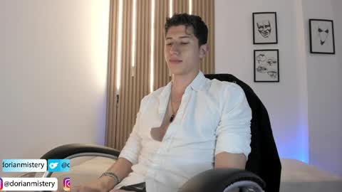dorian_mystery online show from June 3, 1:29 am