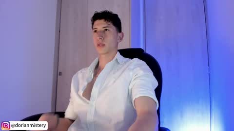 dorian_mystery online show from April 13, 12:00 am