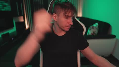 Dorian Reyes online show from January 9, 11:43 pm