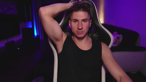 Dorian Reyes online show from October 30, 1:52 am