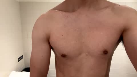 dormshow online show from December 6, 12:45 am