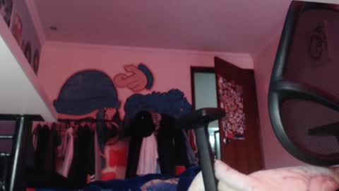 Snapshot of douglas_drake chatting on March 11, 12:39 pm douglas_drake online show from March 11, 12:39 pm