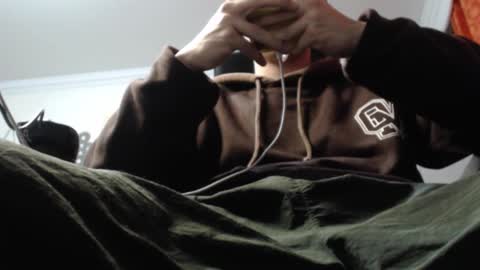 Snapshot of douglas_drake chatting on December 19, 3:40 am douglas_drake online show from December 19, 3:40 am