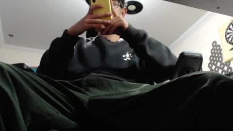 Snapshot of douglas_drake chatting on February 3, 2:58 am douglas_drake online show from February 3, 2:58 am