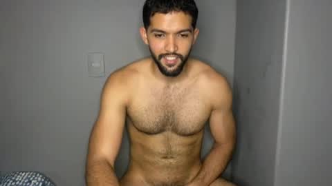 Snapshot of douglasskingjr chatting on February 28, 3:48 am douglasskingjr online show from February 28, 3:48 am