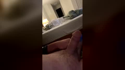 dpaskoevitch online show from February 2, 11:51 am