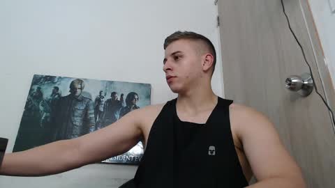 draco_boy2000 online show from May 27, 12:40 am