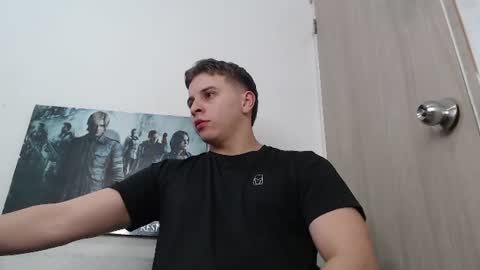 draco_boy2000 online show from July 21, 11:18 pm
