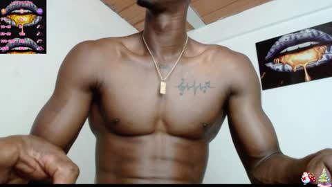Snapshot of drake_brown_23 chatting on January 10, 12:36 pm Drake 23 online show from January 10, 12:36 pm