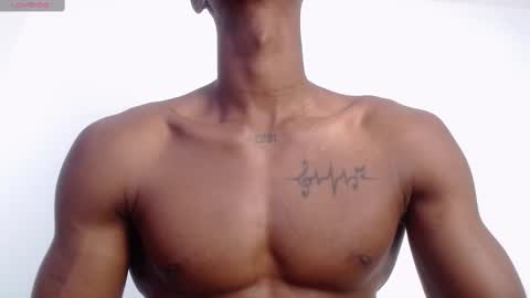 Snapshot of drake_brown_23 chatting on October 7, 6:34 pm Drake 23 online show from October 7, 6:34 pm
