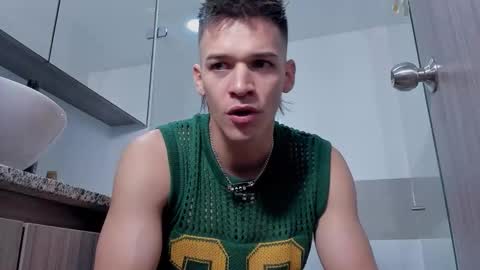 drake_carter1 online show from February 20, 2:30 am