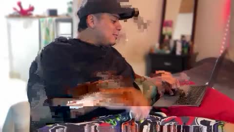 drakeeee online show from April 24, 3:14 pm