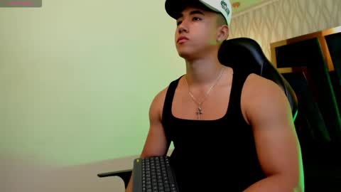 Snapshot of draven_marceaux chatting on September 30, 2:09 pm Draven online show from September 30, 2:09 pm