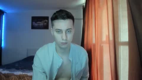 Johnny online show from April 22, 11:15 am