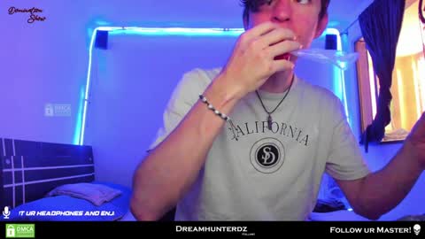 Your lord. - ONLINE  1500 Pm to 2100 Pm - New York Hour online show from February 2, 8:41 pm