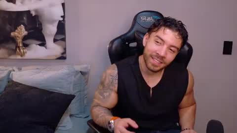 cris online show from June 8, 1:28 am