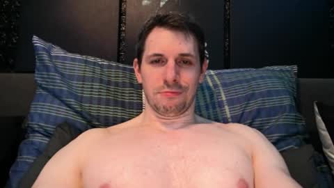 Snapshot of dreamwallker chatting on March 2, 7:41 pm Ioannes Paulus the 2nd online show from March 2, 7:41 pm