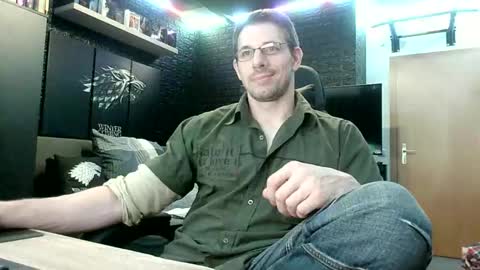 Snapshot of dreamwallker chatting on September 11, 7:46 pm Ioannes Paulus the 2nd online show from September 11, 7:46 pm