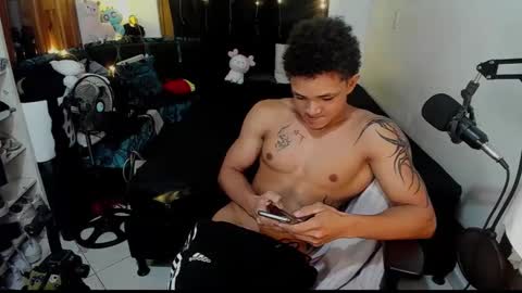 dres4u online show from February 23, 6:26 am