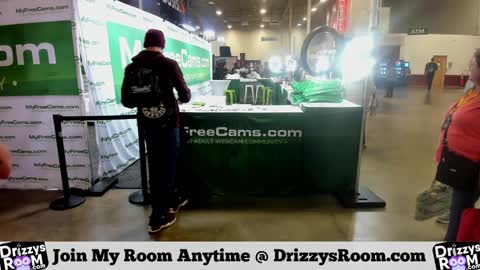 Snapshot of drizzys_room chatting on December 6, 11:25 pm DirtyDrizzy online show from December 6, 11:25 pm