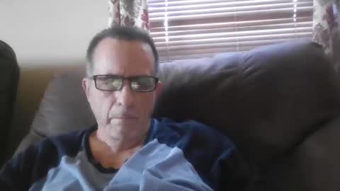 Snapshot of drthick1224 chatting on October 10, 4:56 pm drthick1224 online show from October 10, 4:56 pm