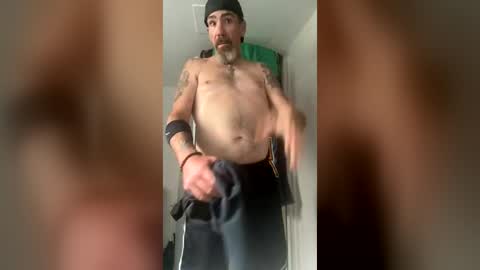 dryjerkoff online show from July 27, 4:58 pm