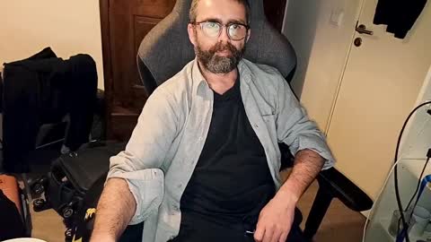 dubcenter online show from March 27, 5:44 am