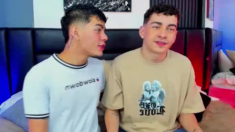 Thomas and Noah online show from November 5, 11:56 am