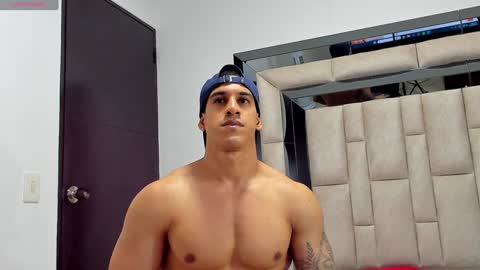 Snapshot of duran_dhikol1 chatting on January 26, 9:51 pm duran_dhikol1 online show from January 26, 9:51 pm