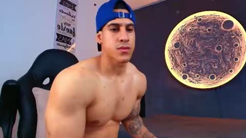 duran_dhikol1 online show from July 29, 1:59 am