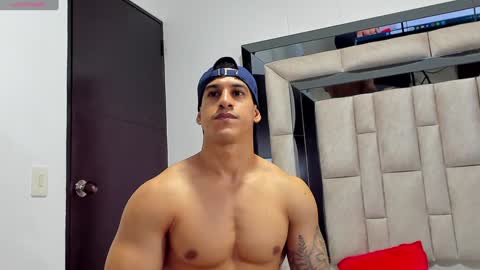 Snapshot of duran_dhikol1 chatting on January 15, 2:27 am duran_dhikol1 online show from January 15, 2:27 am